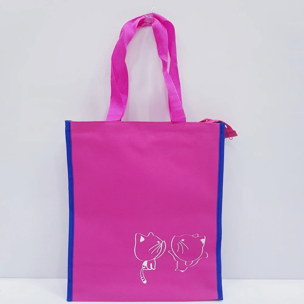 กระเป๋าผ้า 600D ทรงตั้งมีซิปกุ้นขอบ 29x34 ซม.