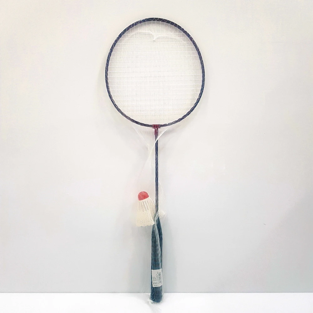 ไม้แบดมินตันพร้อมลูก