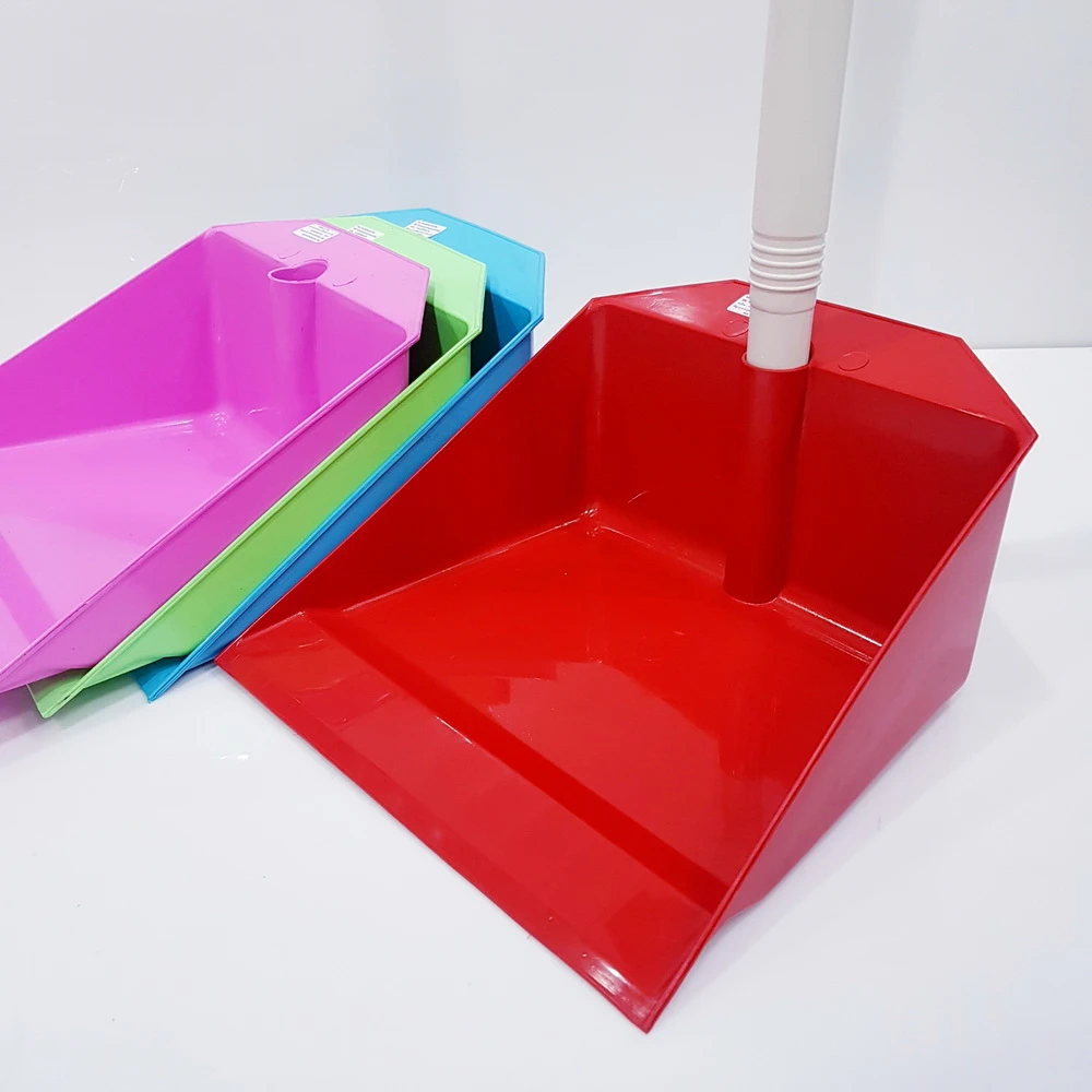 T4-51B โกยผงสีหวาน มีด้าม ตราดอกบัว (6 โหลๆ ละ 185)