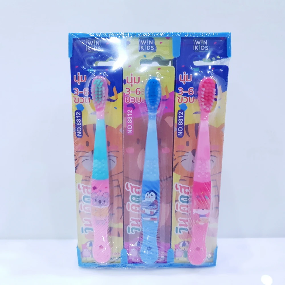 8812 แปรงสีฟันเด็กด้ามสีหวาน (3-6 ขวบ)