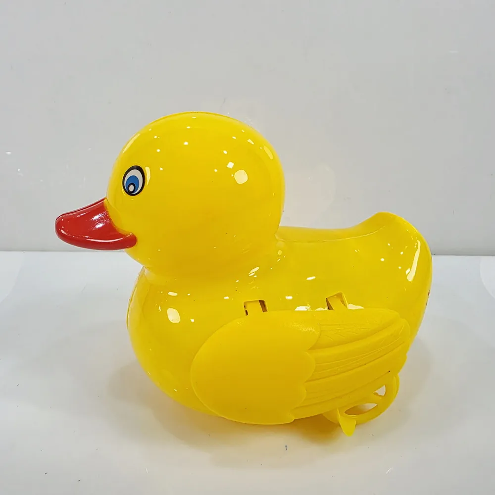 886 เป็ดดึงสายมีเสียง